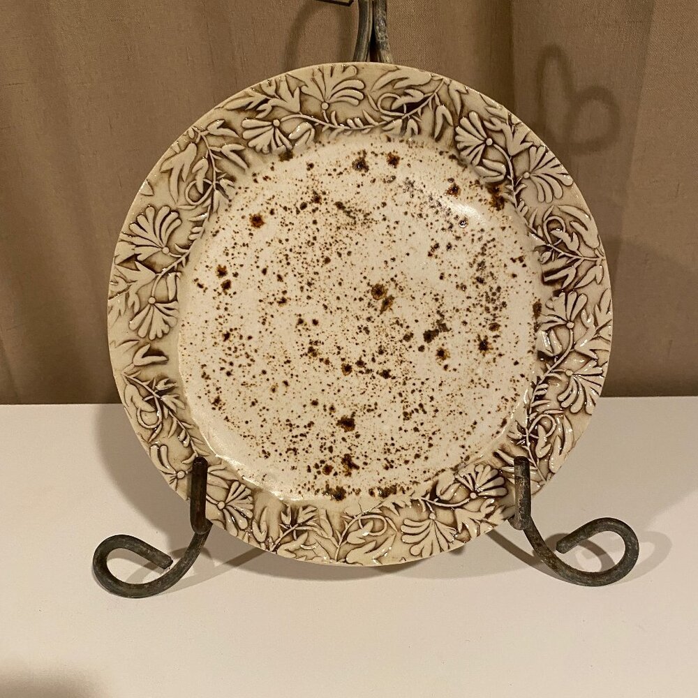 Studio Pottery‎ Plate - Brown Leaf Design, Signed by Janie O. 9.5” 🍂